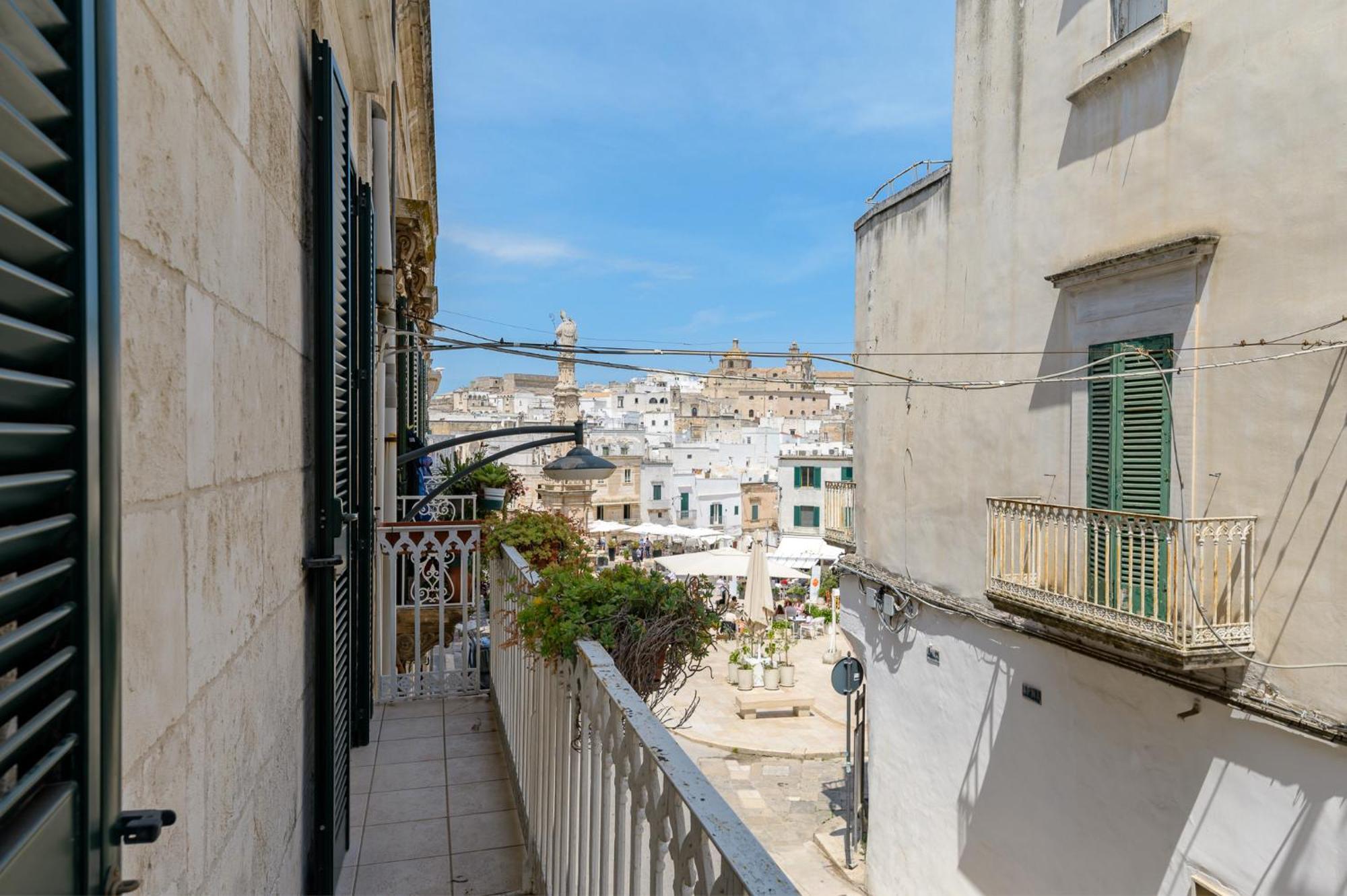 Appartamento Vintage Con Balcone By Wonderful Italy Остуни Экстерьер фото